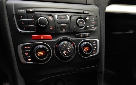 Citroen C4 II рестайлинг, 2015 год, 668 000 рублей, 15 фотография