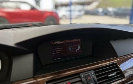 BMW 5 серия, 2007 год, 1 429 000 рублей, 13 фотография