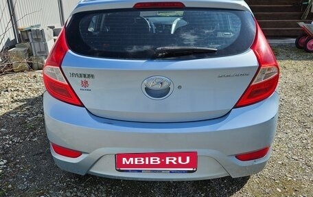 Hyundai Solaris II рестайлинг, 2012 год, 650 000 рублей, 2 фотография
