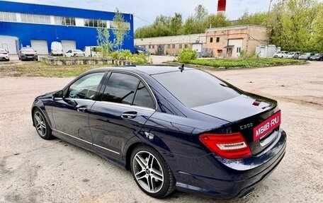 Mercedes-Benz C-Класс, 2013 год, 2 100 000 рублей, 4 фотография