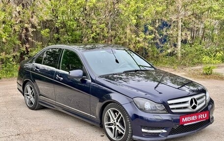 Mercedes-Benz C-Класс, 2013 год, 2 100 000 рублей, 2 фотография