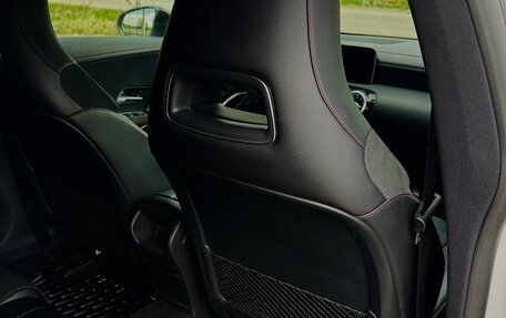 Mercedes-Benz CLA, 2019 год, 3 300 000 рублей, 14 фотография