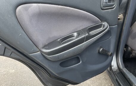 Nissan Almera, 2004 год, 175 000 рублей, 12 фотография