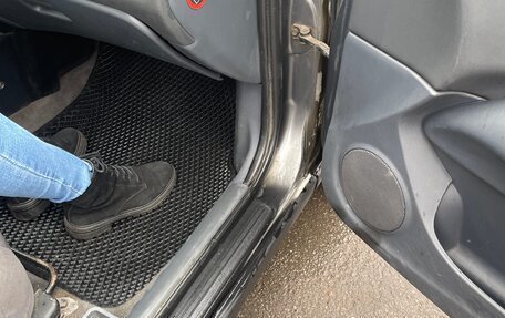 Nissan Almera, 2004 год, 175 000 рублей, 13 фотография