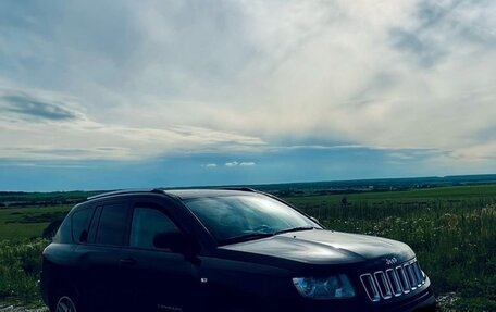 Jeep Compass I рестайлинг, 2012 год, 1 000 000 рублей, 3 фотография