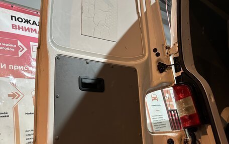 Volkswagen Transporter T5 рестайлинг, 2014 год, 1 600 000 рублей, 7 фотография