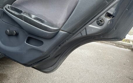 Nissan Almera, 2004 год, 175 000 рублей, 15 фотография