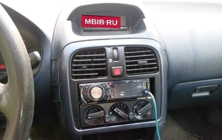 Mitsubishi Carisma I, 1999 год, 230 000 рублей, 9 фотография
