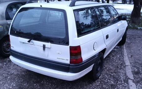 Opel Astra F, 1996 год, 350 000 рублей, 2 фотография
