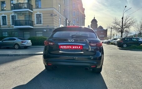 Infiniti QX70, 2016 год, 2 600 000 рублей, 4 фотография