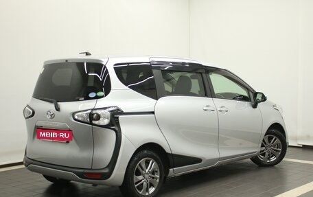 Toyota Sienta II, 2018 год, 1 648 000 рублей, 2 фотография