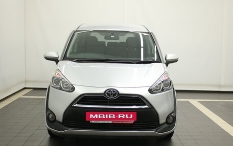 Toyota Sienta II, 2018 год, 1 648 000 рублей, 8 фотография