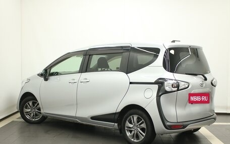 Toyota Sienta II, 2018 год, 1 648 000 рублей, 11 фотография