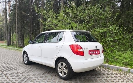 Skoda Fabia II, 2014 год, 950 000 рублей, 7 фотография