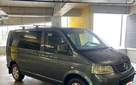 Volkswagen Multivan T5, 2008 год, 1 630 000 рублей, 2 фотография