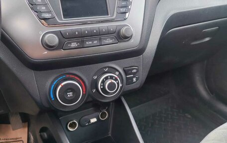 KIA Rio III рестайлинг, 2013 год, 775 000 рублей, 5 фотография