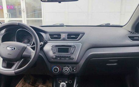 KIA Rio III рестайлинг, 2013 год, 775 000 рублей, 9 фотография
