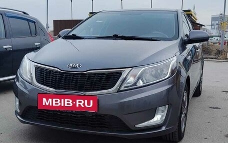 KIA Rio III рестайлинг, 2013 год, 775 000 рублей, 3 фотография