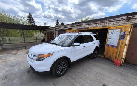 Ford Explorer VI, 2013 год, 1 890 000 рублей, 10 фотография