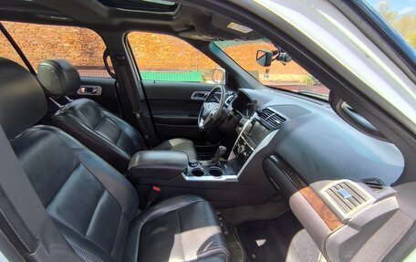 Ford Explorer VI, 2013 год, 1 890 000 рублей, 21 фотография