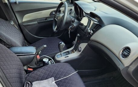 Chevrolet Cruze II, 2012 год, 620 000 рублей, 6 фотография