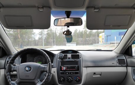 KIA Cerato I, 2005 год, 650 000 рублей, 8 фотография