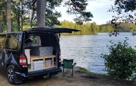 Volkswagen Transporter T5 рестайлинг, 2006 год, 2 000 000 рублей, 3 фотография