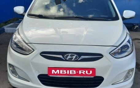 Hyundai Solaris II рестайлинг, 2014 год, 960 000 рублей, 5 фотография