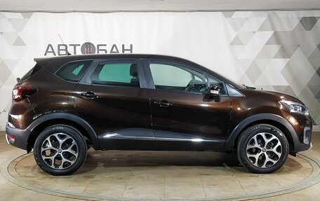 Renault Kaptur I рестайлинг, 2017 год, 1 399 000 рублей, 8 фотография