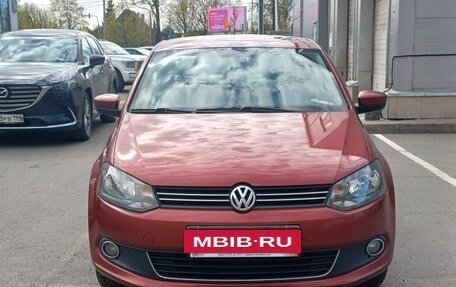 Volkswagen Polo VI (EU Market), 2013 год, 729 000 рублей, 2 фотография
