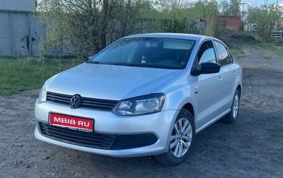 Volkswagen Polo VI (EU Market), 2013 год, 820 000 рублей, 1 фотография