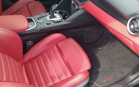 Alfa Romeo Giulia II, 2020 год, 3 500 000 рублей, 14 фотография