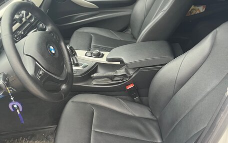 BMW 3 серия, 2015 год, 2 450 000 рублей, 14 фотография