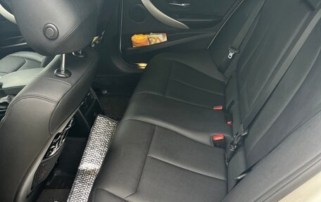 BMW 3 серия, 2015 год, 2 450 000 рублей, 15 фотография