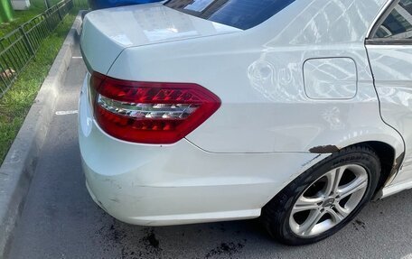 Mercedes-Benz E-Класс, 2011 год, 850 000 рублей, 10 фотография