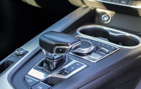 Audi A4, 2016 год, 1 990 000 рублей, 18 фотография