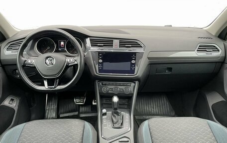 Volkswagen Tiguan II, 2020 год, 2 390 000 рублей, 13 фотография