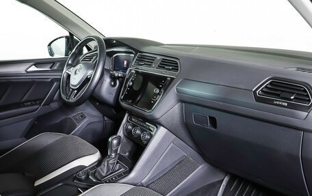 Volkswagen Tiguan II, 2019 год, 2 299 000 рублей, 11 фотография