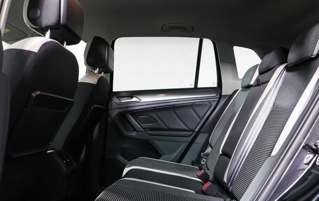 Volkswagen Tiguan II, 2019 год, 2 299 000 рублей, 12 фотография