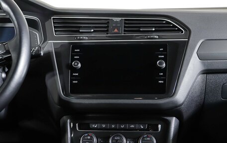 Volkswagen Tiguan II, 2019 год, 2 299 000 рублей, 13 фотография