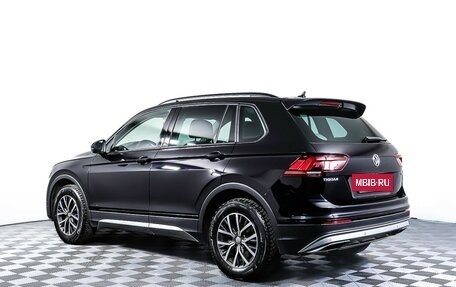 Volkswagen Tiguan II, 2019 год, 2 299 000 рублей, 7 фотография