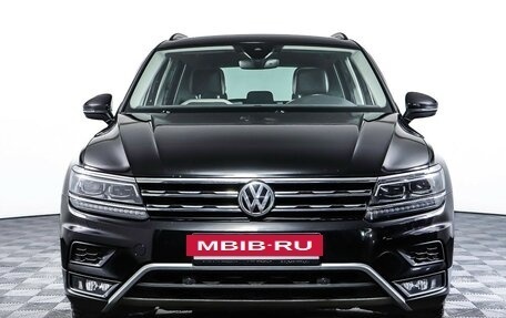Volkswagen Tiguan II, 2019 год, 2 299 000 рублей, 2 фотография