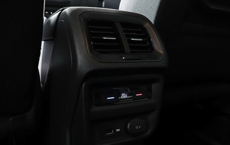 Volkswagen Tiguan II, 2019 год, 2 299 000 рублей, 23 фотография