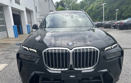 BMW X7, 2022 год, 8 929 000 рублей, 2 фотография