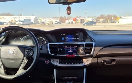 Honda Accord IX рестайлинг, 2013 год, 1 560 000 рублей, 15 фотография