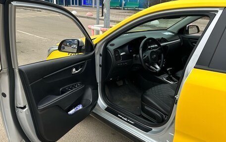 KIA Rio IV, 2018 год, 1 050 000 рублей, 6 фотография