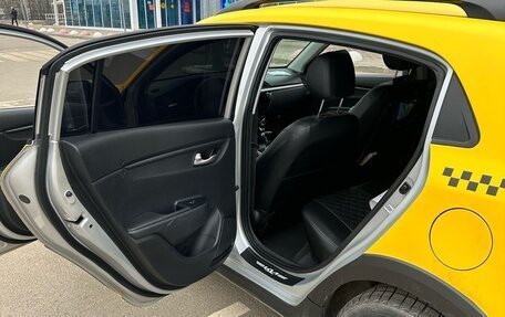 KIA Rio IV, 2018 год, 1 050 000 рублей, 9 фотография