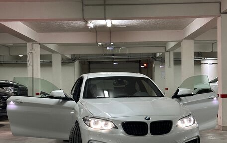 BMW 2 серия F22, 2019 год, 2 700 000 рублей, 3 фотография