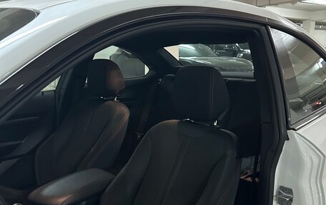 BMW 2 серия F22, 2019 год, 2 700 000 рублей, 16 фотография