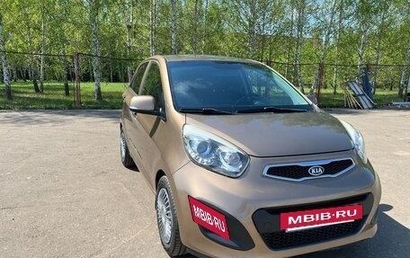 KIA Picanto II, 2011 год, 895 000 рублей, 2 фотография